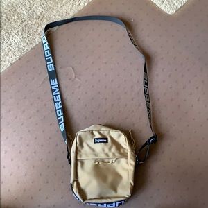 ss18 supreme shoulder bag tan